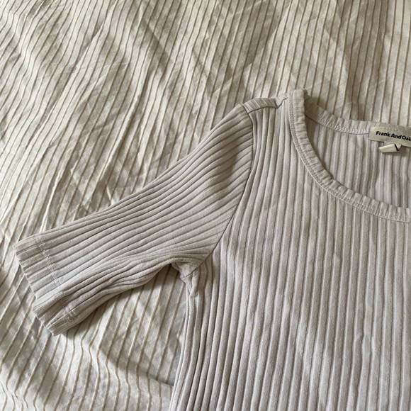 White, ribbed Frank & Oak tee, stretchy - Picture 2 of 3